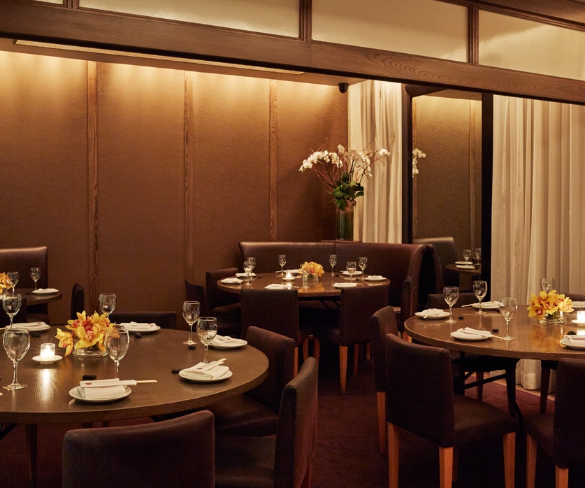 BONDST Private Dining Round